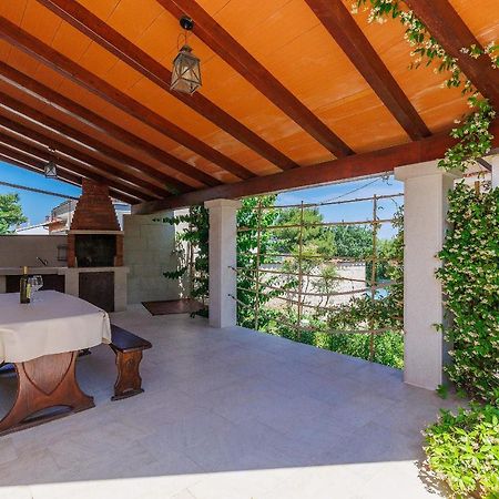 Stylish Flats With Two Bedrooms In Premantura Extérieur photo
