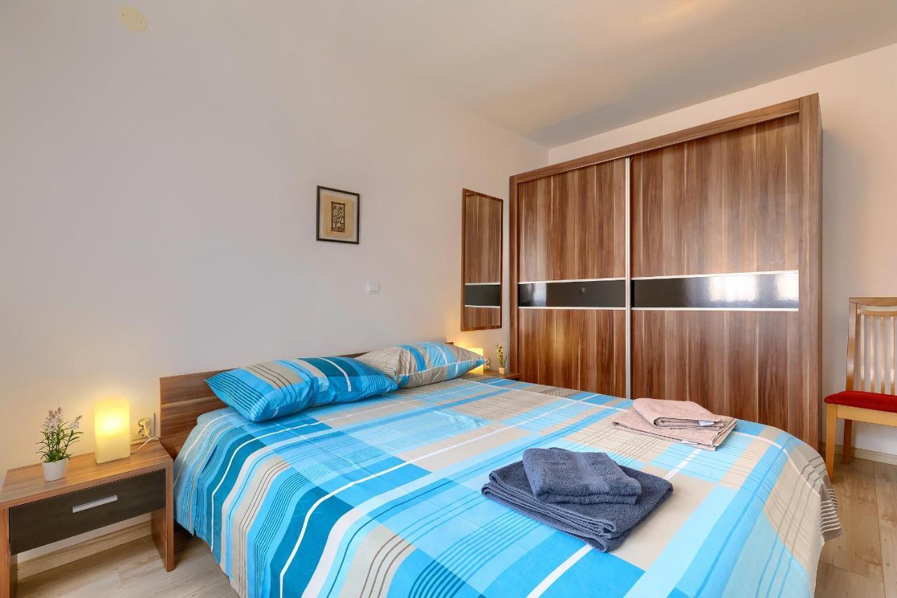 Stylish Flats With Two Bedrooms In Premantura Extérieur photo