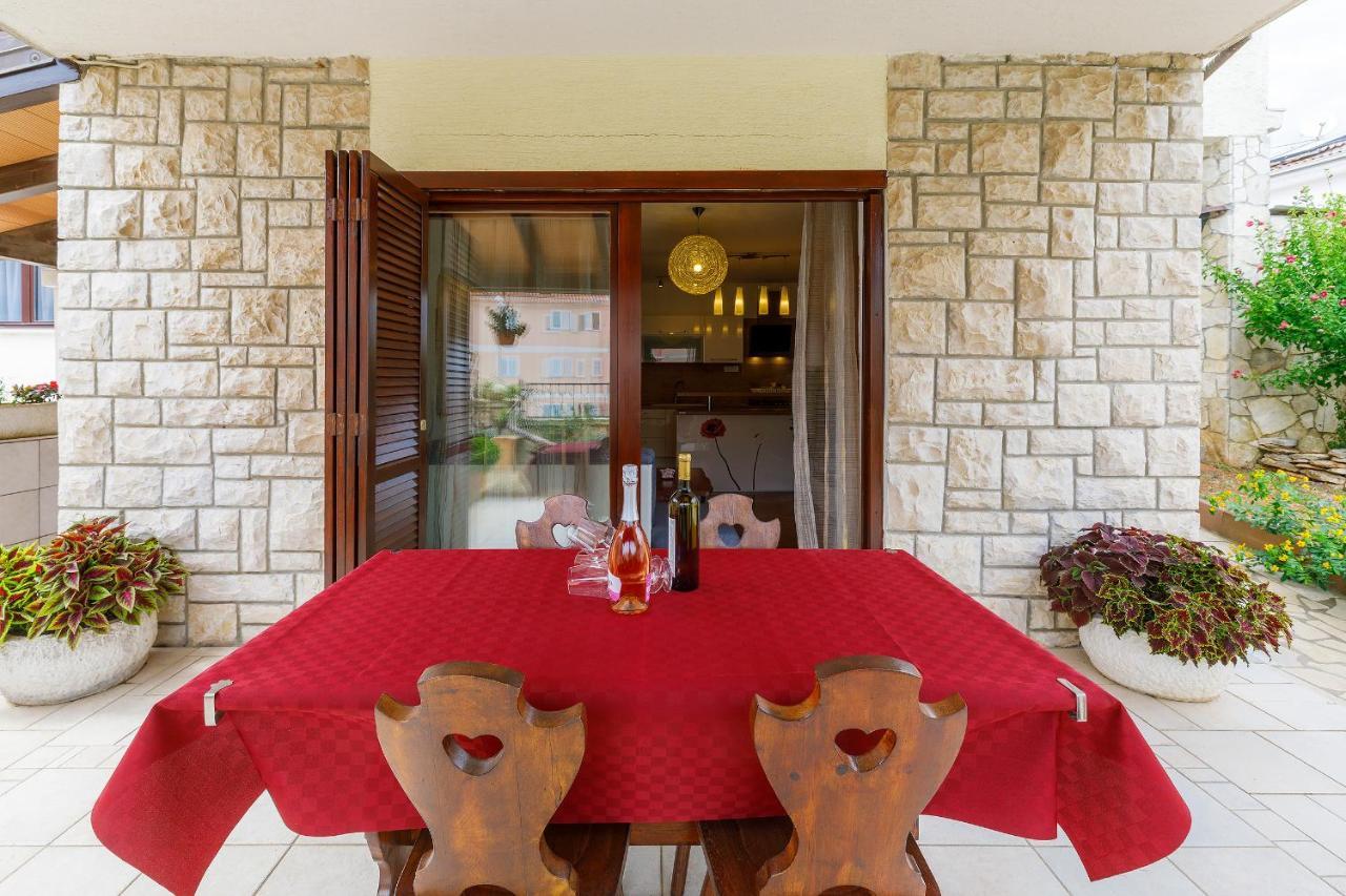 Stylish Flats With Two Bedrooms In Premantura Extérieur photo