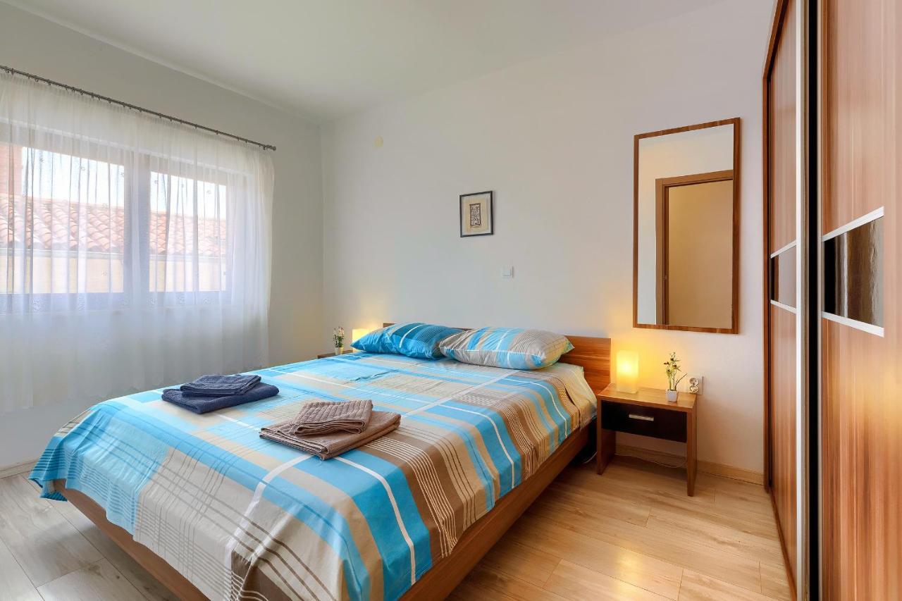 Stylish Flats With Two Bedrooms In Premantura Extérieur photo