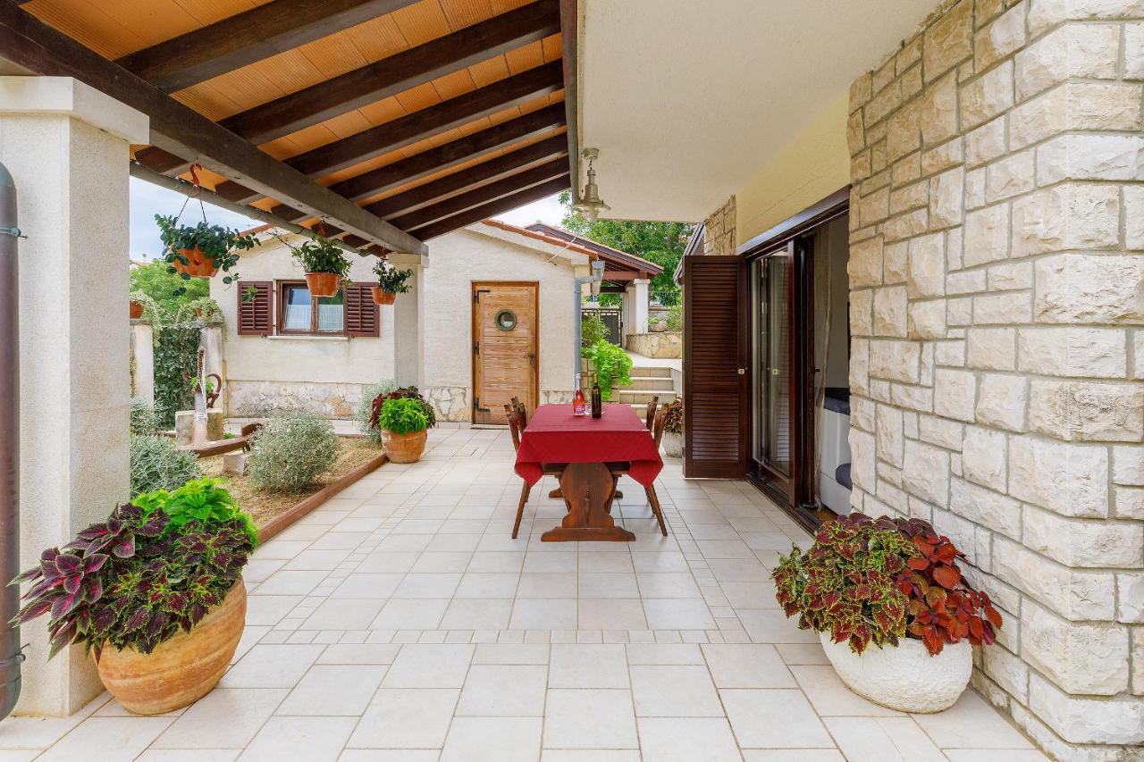Stylish Flats With Two Bedrooms In Premantura Extérieur photo