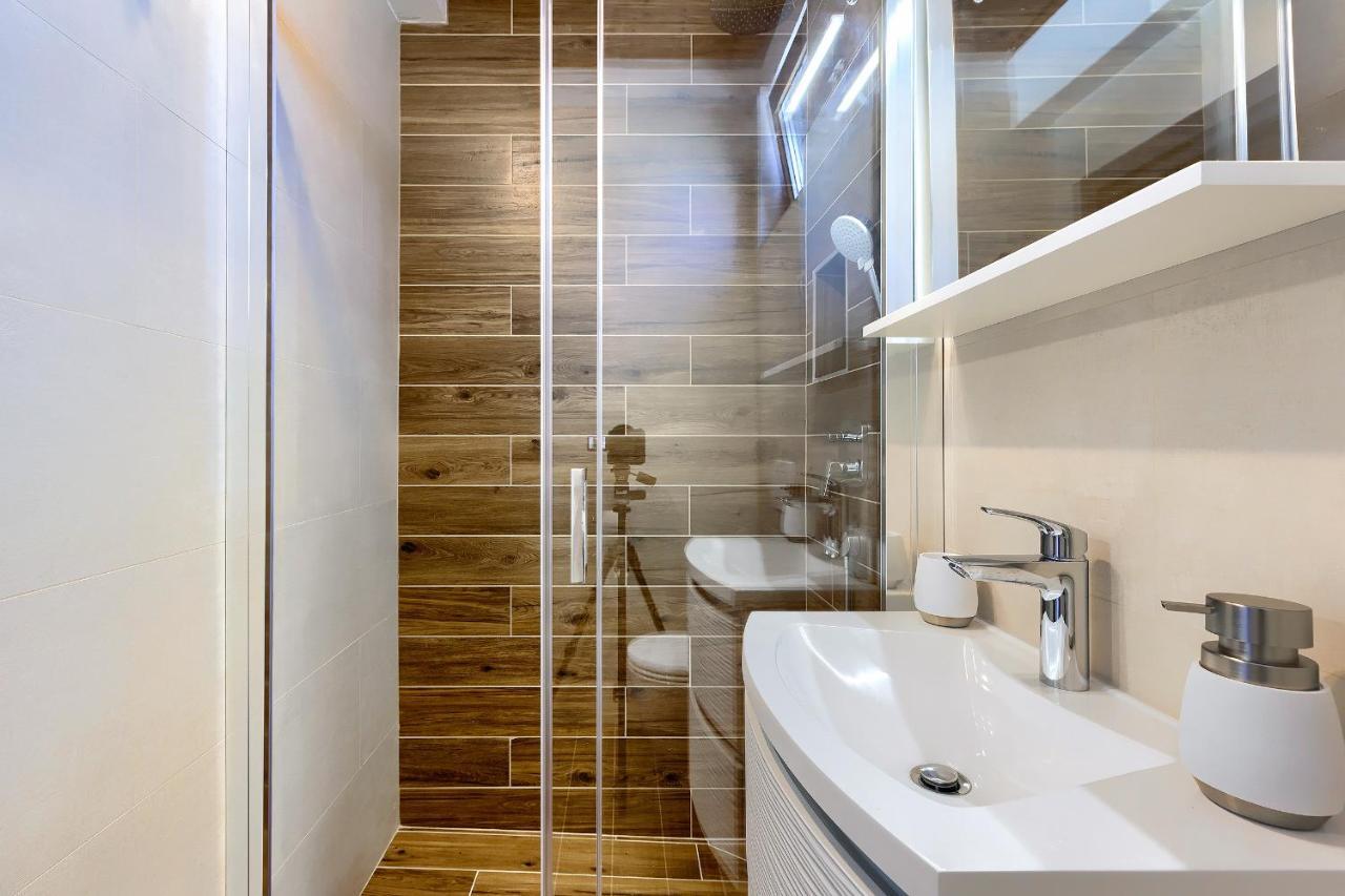 Stylish Flats With Two Bedrooms In Premantura Extérieur photo
