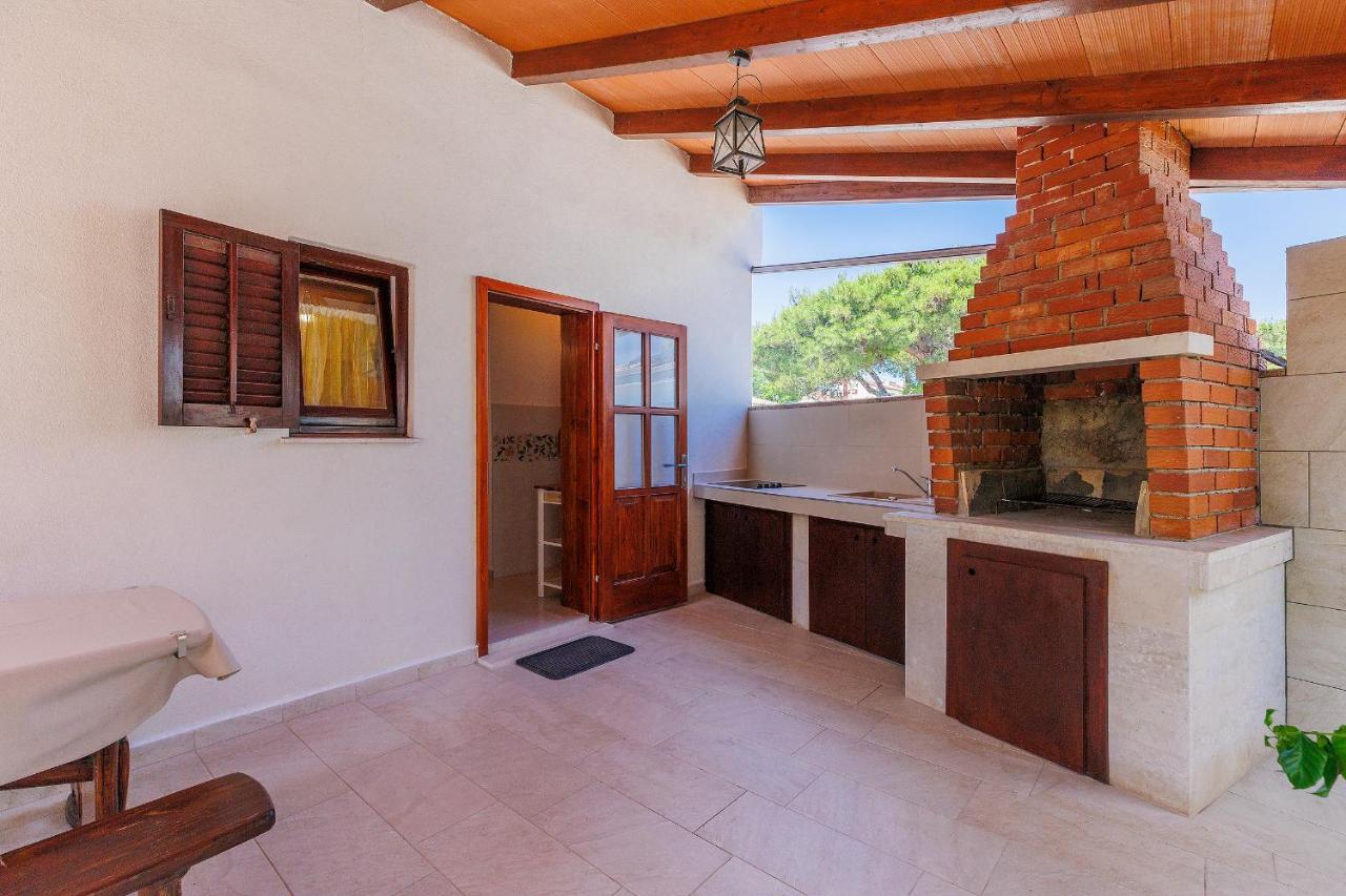 Stylish Flats With Two Bedrooms In Premantura Extérieur photo